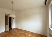 NA PREDAJ 3-IZBOVÝ BYT S DVOMI BALKÓNMI A PARKOVACÍM MIESTOM - fotografia 7