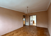 NA PREDAJ 3-IZBOVÝ BYT S DVOMI BALKÓNMI A PARKOVACÍM MIESTOM - fotografia 1