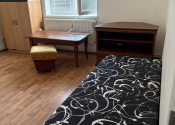 🏡 NA PRENÁJOM | RODINNÝ DOM S HALOU A VEĽKOU PARKOVACOU PLOCHOU – BRESTOVANY🏡 - fotografia 8