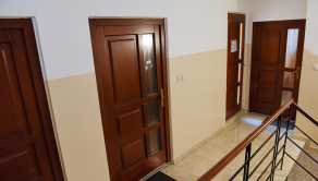 🏢 NA PREDAJ | OBJEKT S OBCHODNÝMI PRIESTORMI A BYTMI 🏢 - fotografia 5