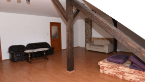 🏢 NA PREDAJ | OBJEKT S OBCHODNÝMI PRIESTORMI A BYTMI 🏢 - fotografia 3