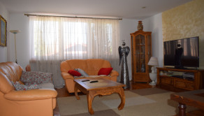 🏡 NA PREDAJ | PRIESTRANNÝ RODINNÝ DOM V CENTRE OBCE 🏡 - fotografia 18