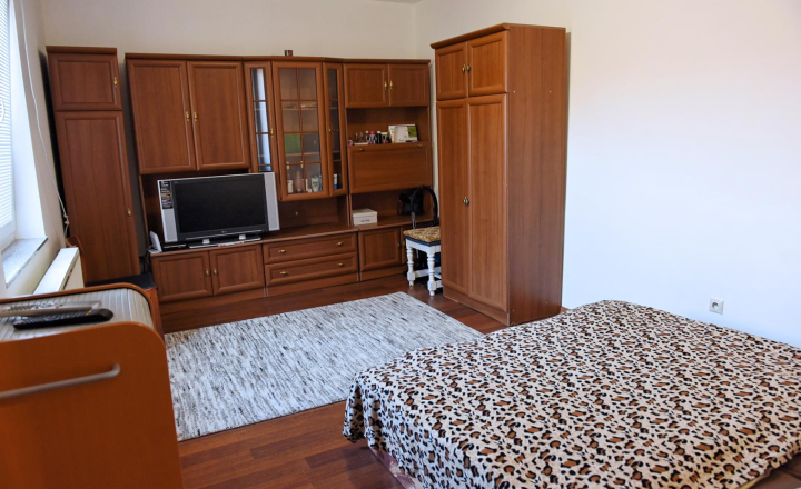 🏢 NA PREDAJ | OBJEKT S OBCHODNÝMI PRIESTORMI A BYTMI 🏢 - fotografia 18