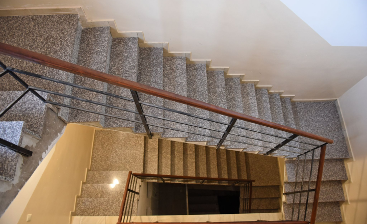 🏢 NA PREDAJ | OBJEKT S OBCHODNÝMI PRIESTORMI A BYTMI 🏢 - fotografia 5