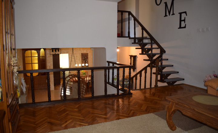 🏡 NA PREDAJ | PRIESTRANNÝ RODINNÝ DOM V CENTRE OBCE 🏡 - fotografia 18