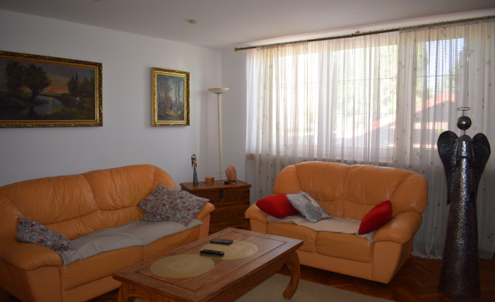 🏡 NA PREDAJ | PRIESTRANNÝ RODINNÝ DOM V CENTRE OBCE 🏡 - fotografia 16