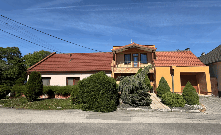 🏡 NA PREDAJ | PRIESTRANNÝ RODINNÝ DOM V CENTRE OBCE 🏡 - fotografia 3