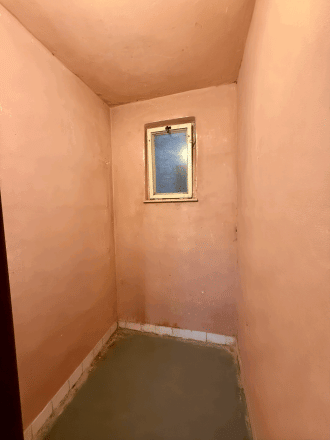 NA PREDAJ 3-IZBOVÝ BYT S DVOMI BALKÓNMI A PARKOVACÍM MIESTOM - fotografia 11